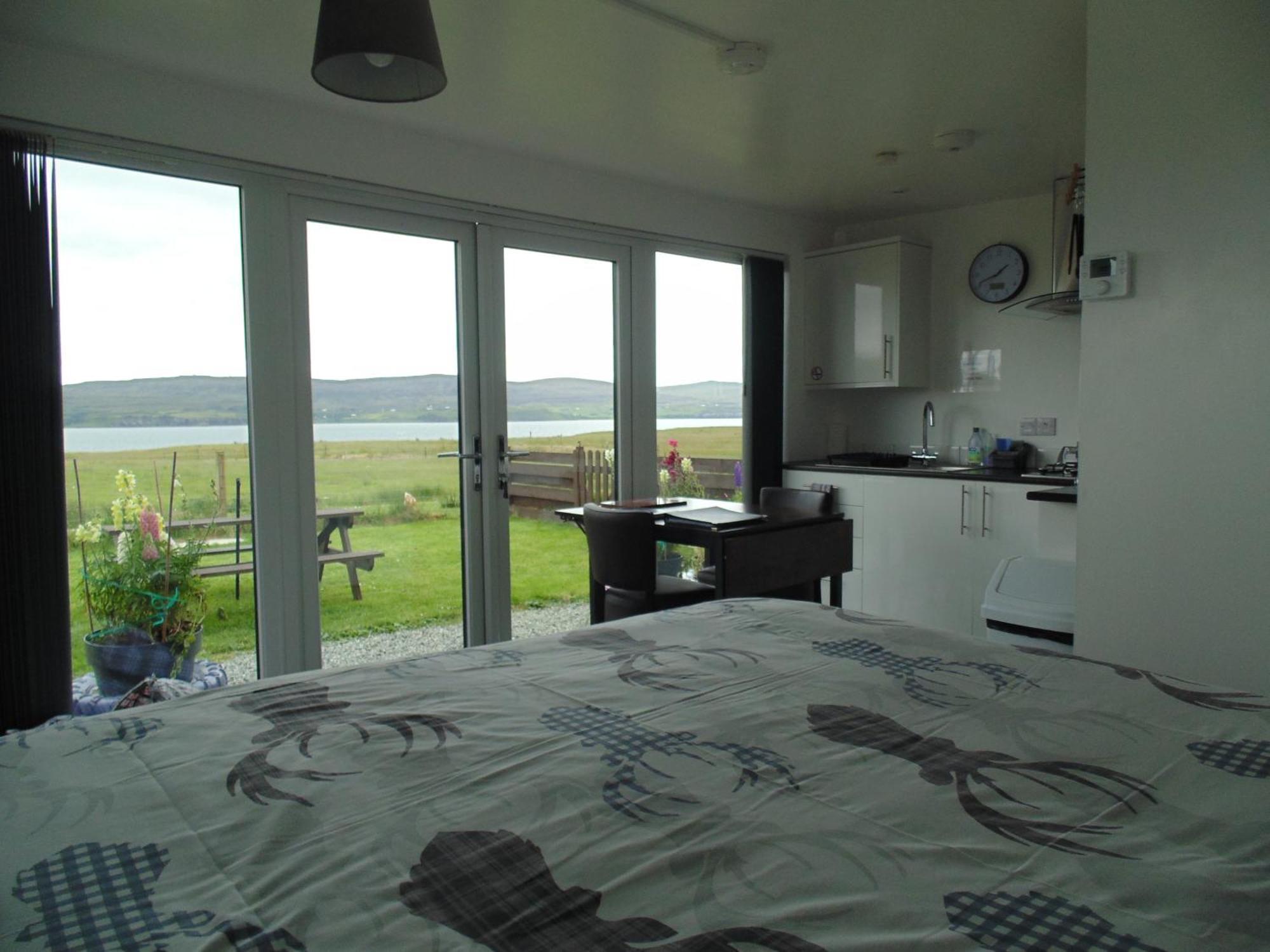 Lampay Chalets Dunvegan  Exteriör bild