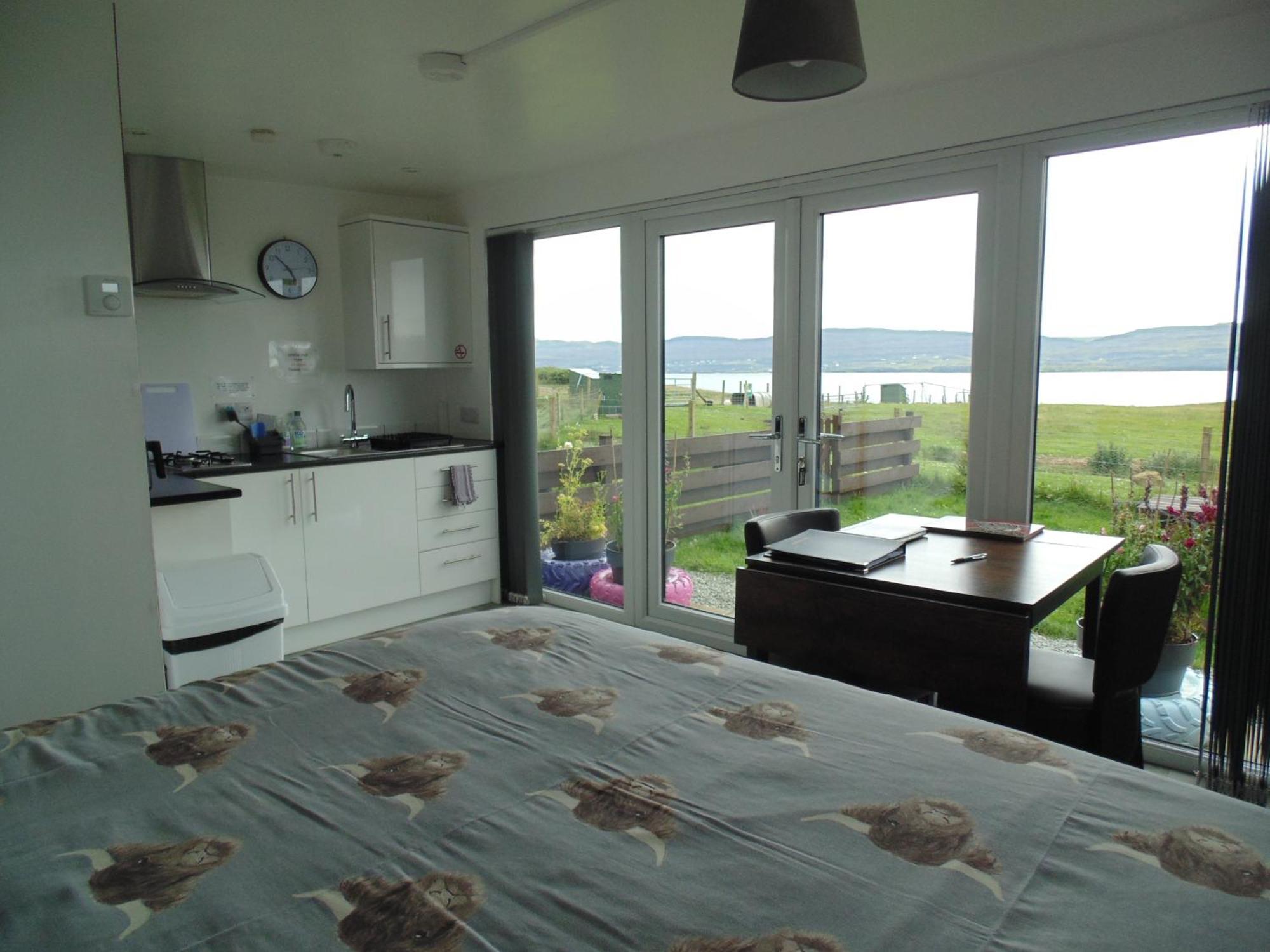 Lampay Chalets Dunvegan  Exteriör bild